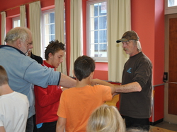 Manche qualifiquative du championnat de France de montage mouches au Foyer Saint- Martin à Lapoutroie