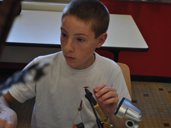 Manche qualifiquative du championnat de France de montage mouches au Foyer Saint- Martin à Lapoutroie